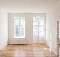 Exklusiv sanierte 2-Zimmer-Wohnung nahe der Spree – lichtdurchflutet, Balkon und sofort bezugsfrei - Berlin Friedrichshain
