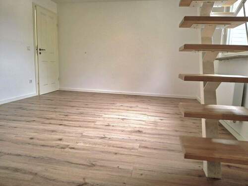 Wohnzimmer - Etagenwohnung mit 65,00 m² in Leverkusen zur Miete
