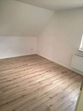 Zimmer 2 - 