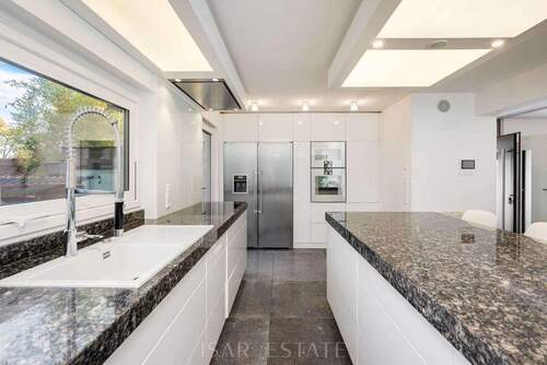 Küche - Einfamilienhaus mit 189,00 m&sup2; in München zum Kaufen