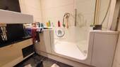 Badewanne mit Tür - 