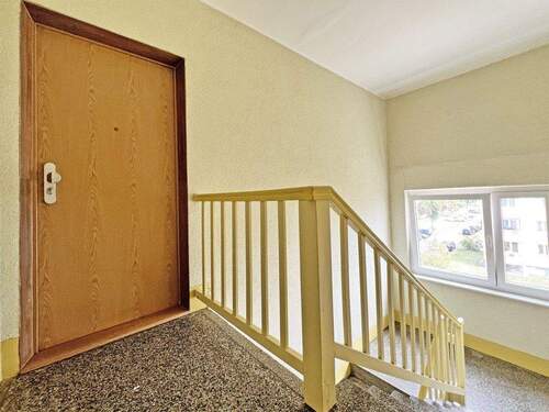 Treppenhaus - 3 Zimmer Mehrfamilienhaus, Wohnhaus in Eberswalde