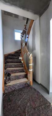 Treppenaufgang zum OG - 