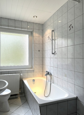 Tageslichtbadezimmer - Etagenwohnung mit 126,00 m&sup2; in Clausthal-Zellerfeld zum Kaufen