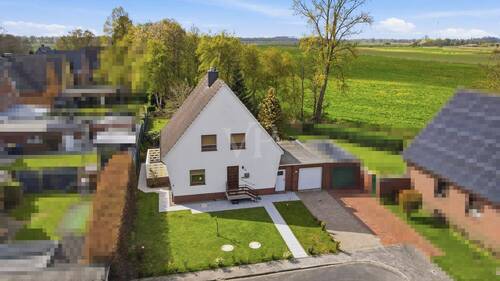 Drohnenaufnahme - 5 Zimmer Einfamilienhaus in Wilhelmshaven / Fedderwardergroden