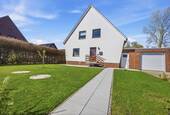 Haus von vorne - 