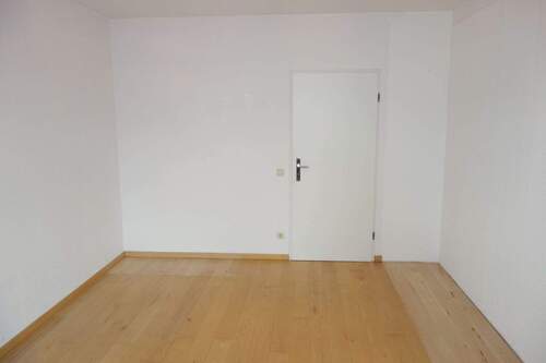 OG - Zimmer 3 ebenso - 