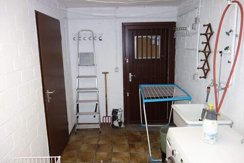 Keller - Heizungskeller ebenso - 