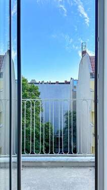 Balkon - Etagenwohnung mit 50,40 m&sup2; in Berlin zur Miete