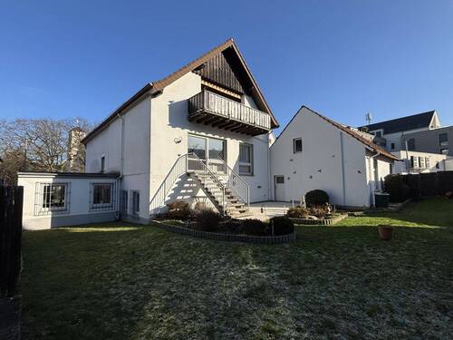 Gartenansicht - 7 Zimmer Mehrfamilienhaus, Wohnhaus in Detmold / Hiddesen