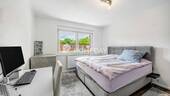Elternschlafzimmer 1 - 3 Zimmer Etagenwohnung zum Kaufen in Bad Zwischenahn