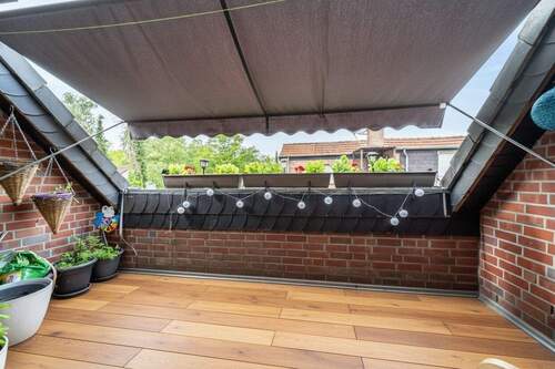 KI Loggia ohne Möbel - 