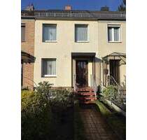 Ihr neues IMMOBILIEN QUARTIER: Schnuckeliges Reihenhaus in Sackgassenlage mit potenial in Bothfeld - Hannover