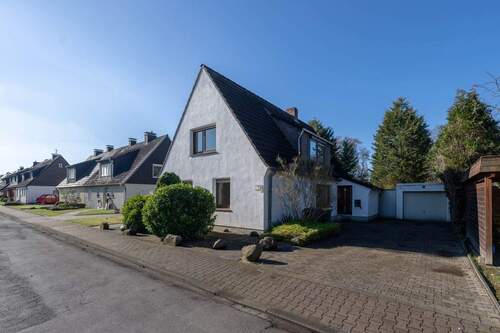 Frontansicht - 5 Zimmer Mehrfamilienhaus, Wohnhaus zum Kaufen in Lünen