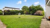Terrasse mit eingew. Garten - 