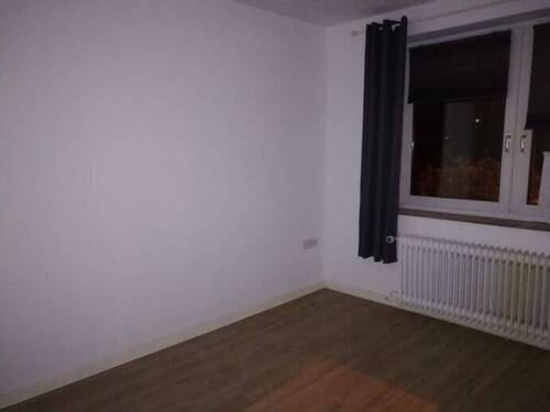 gepflegte Zimmer - Mehrfamilienhaus, Wohnhaus mit 273,00 m² in Bremen zum Kaufen