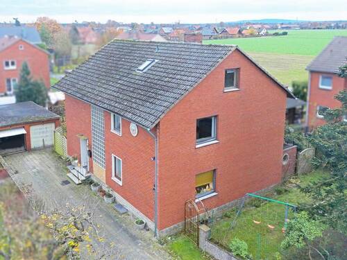 Bild 2 - 9 Zimmer Mehrfamilienhaus, Wohnhaus zum Kaufen in Leese