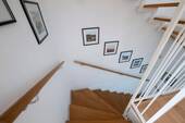115_Treppe_ins_OG.jpg - 