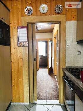 EG_Blick von Küche in Flur - 