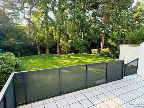 Blick zum Garten - KI visualisiert - Erdgeschoss-Duo im gepflegten 6 Familienhaus