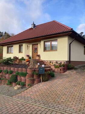 Vorderansicht - Winkelbungalow in Langenstein bei Halberstadt