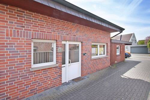Ansicht vorne - 6 Zimmer Doppelhaushälfte in Wettringen