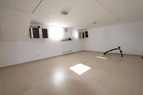 Hobbykeller unter Garage - 