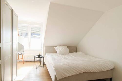 Wohnung 2 1. Schlafzimmer - 