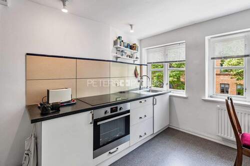 Beispiel, sanierte Wohnung - Gewerbeobjekt (Büro, Produktion, Verkauf) in Hamburg zum Kaufen