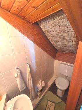 WC im Dachgeschoss - 