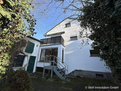 Hausansicht Gartenseite - 5 Zimmer Einfamilienhaus zum Kaufen in Karben