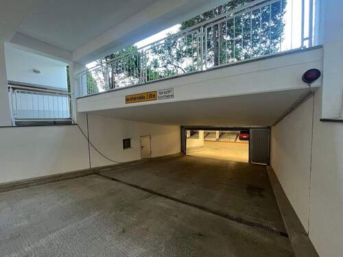 Tiefgaragenzufahrt München - 