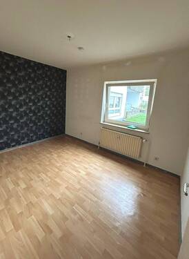 Kinderzimmer - 4 Zimmer Etagenwohnung zum Kaufen in Siegen