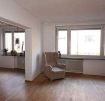 Gepflegte 5 Zi.-ETW mit 2 Bädern und 2 Balkonen in Nbg.-Maxfeld Wohnung kaufen - Nürnberg