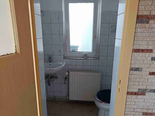 WC - 
