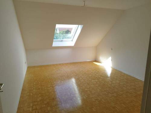 Schlafzimmer - Etagenwohnung mit 89,00 m² in Dreieich zur Miete