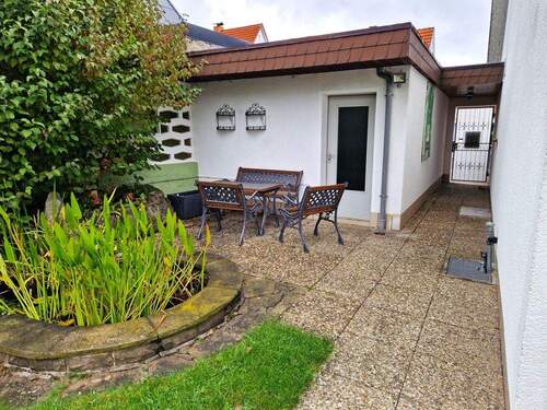 Hintereingang/Garage - 