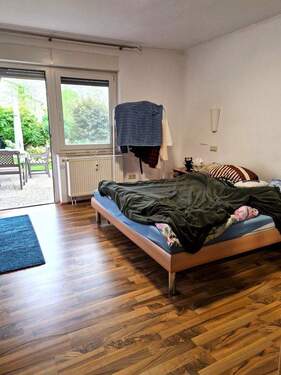Schlafzimmer EG - 
