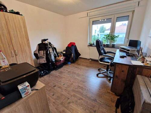 Büro/Kinderzimmer - 