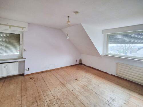 Zimmer DG-Wohnung - 