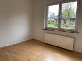 Erdgeschoss Schlafzimmer - Mehrfamilienhaus, Wohnhaus mit 160,00 m&sup2; in Hude zum Kaufen