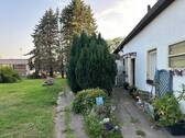 Zugang und Garten Wohnung 1 und 2 - Mehrfamilienhaus, Wohnhaus in Stemwede zum Kaufen