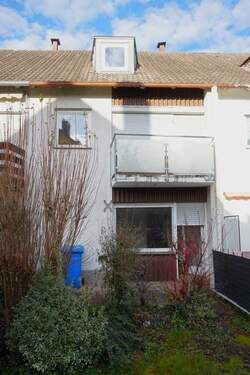 Hausansicht Gartenseite - 6 Zimmer Reihenmittelhaus zum Kaufen in Nürnberg