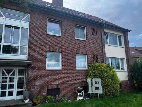 Ansicht - 1 Zimmer Mehrfamilienhaus, Wohnhaus zum Kaufen in Nordenham