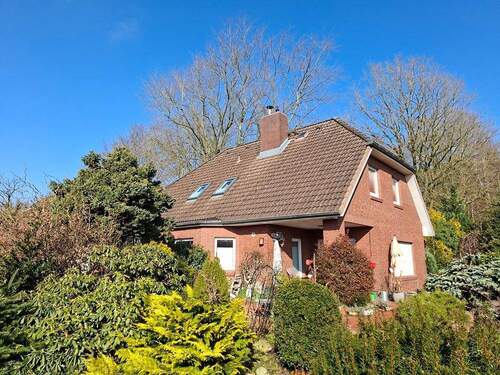 Seitenansicht - 5 Zimmer Einfamilienhaus in Itzehoe