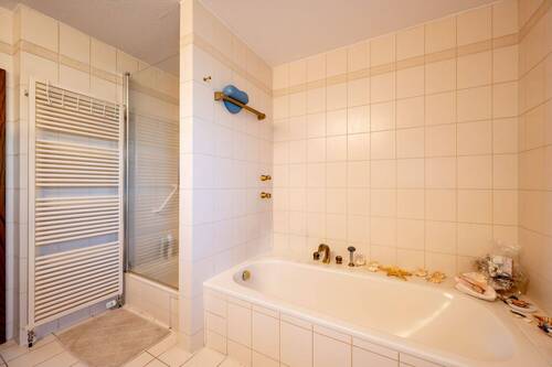 Badezimmer (Master) OG - 