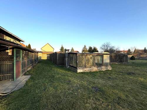 Grundstücksansicht / Gewächshaus - 