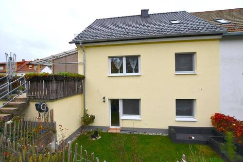 Bild 3 - 7 Zimmer Doppelhaushälfte in Oberzent