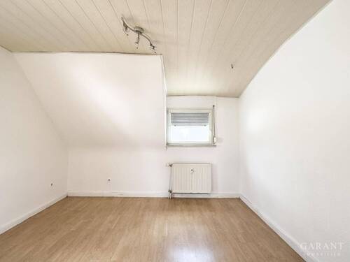 Zimmer Wohnung oben - 