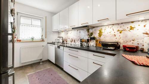 EG Küche 2 - Reihenmittelhaus mit 140,00 m² in Obertraubling zum Kaufen